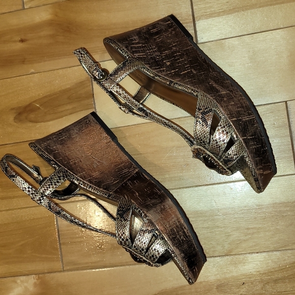 Anne Klein Wedges - Picture 3 of 6